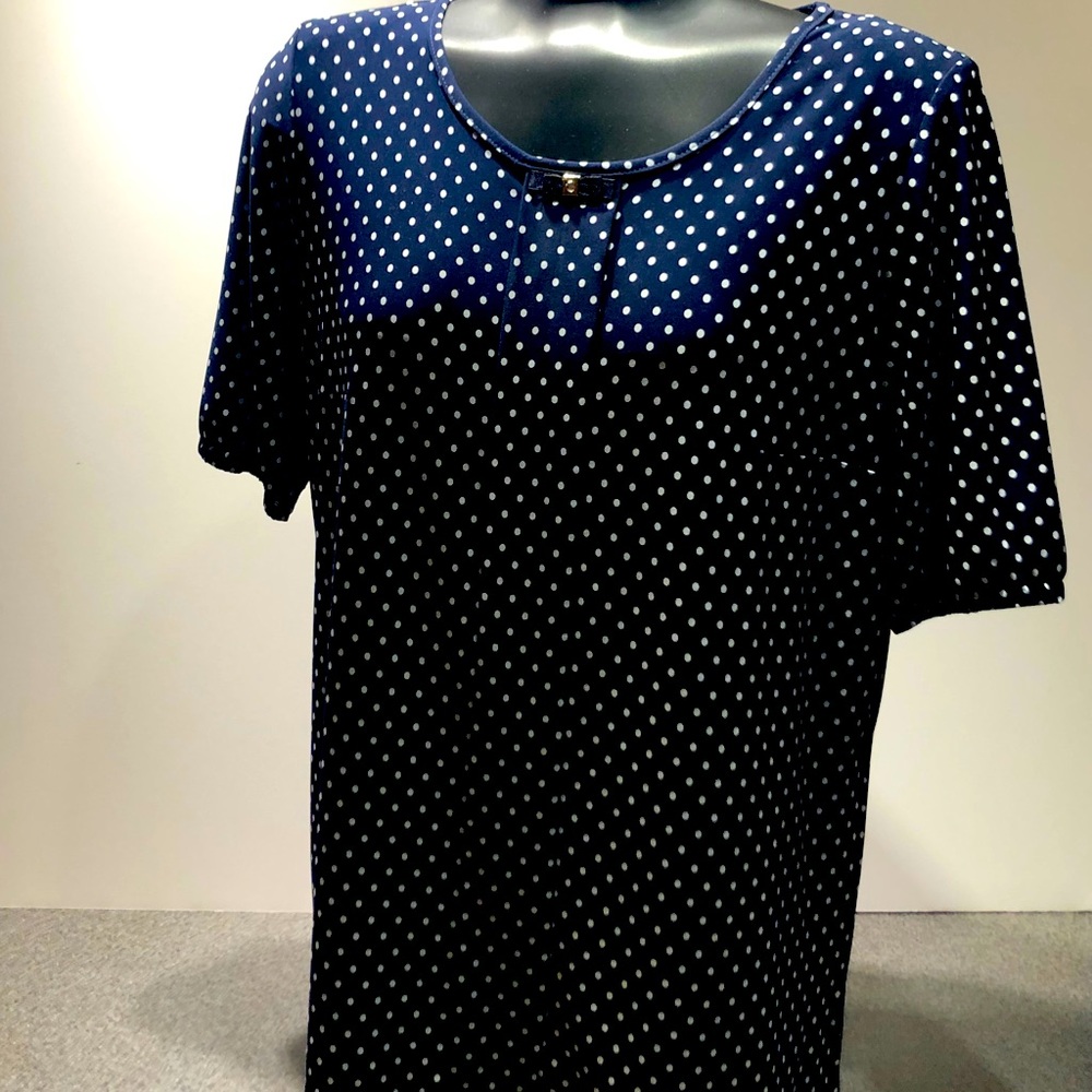 Elegant short sleeve blouse